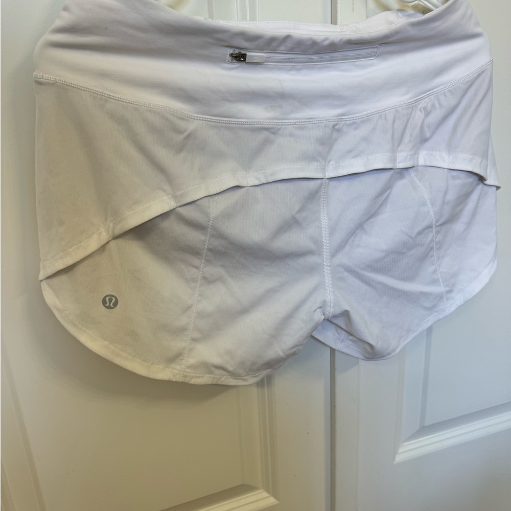 Lululemon Speed Up shorts white size 6 4in inseam